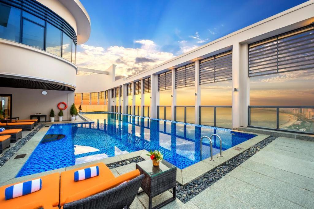 Da Nang Ocean View Luxury Apartment Экстерьер фото